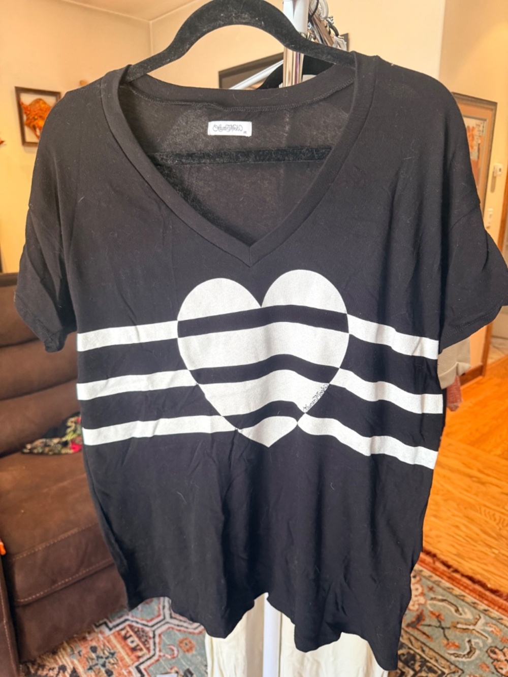NWT- Lauren Moshi Love Heart Black white striped V neck teen -Size M
